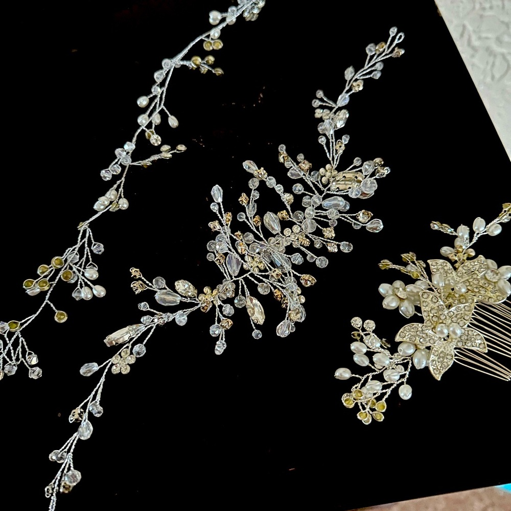 3 hair accessories for special occasions.
